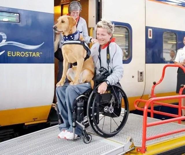 拿到世界冠军之后，她不愿忍受绝症的折磨，在40岁选择安乐死