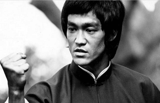 1973年李小龙死在丁佩家中，到底发生了什么？42年后丁佩道出事实