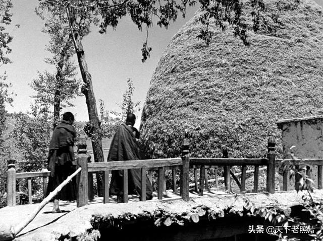 1947年7月青海塔尔寺 9岁的十世班禅及寺内实拍照片集