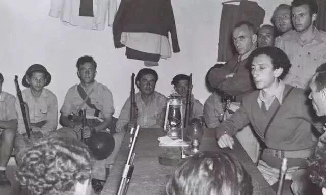 不要被犹太人的表面骗了，这才是他们的真面目，绝对超乎你的想象