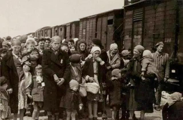 不要被犹太人的表面骗了，这才是他们的真面目，绝对超乎你的想象