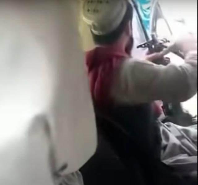 阿富汗喜剧演员惨遭处死，临死前，行刑的士兵都被他逗笑了