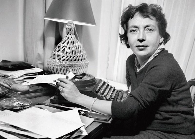 最“放荡”的作家杜拉斯：如果不当作家，我就当妓女