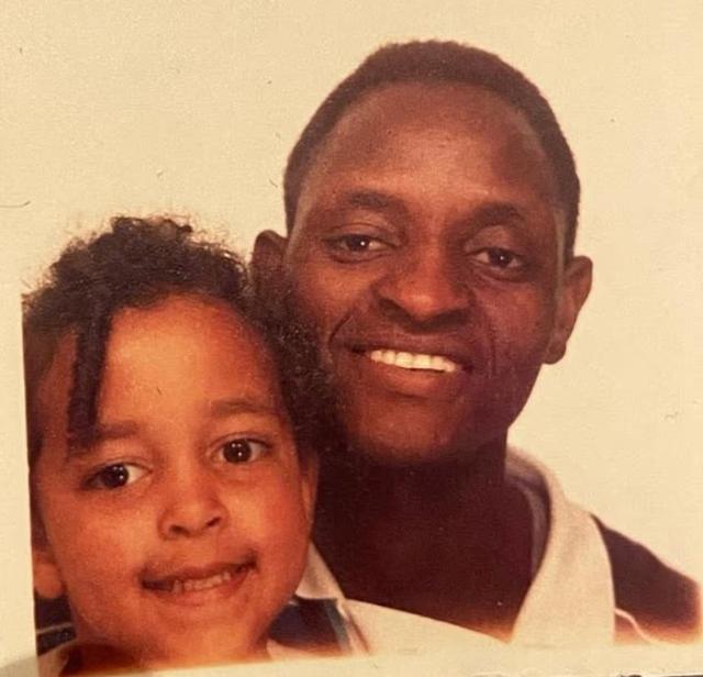 英国女子对土著战士一见钟情，离婚跟他喝牛血！结婚后，他却变了