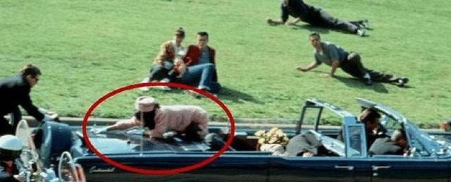 肯尼迪的杀身之祸——推行白银券，摆脱共济会犹太财团的控制！