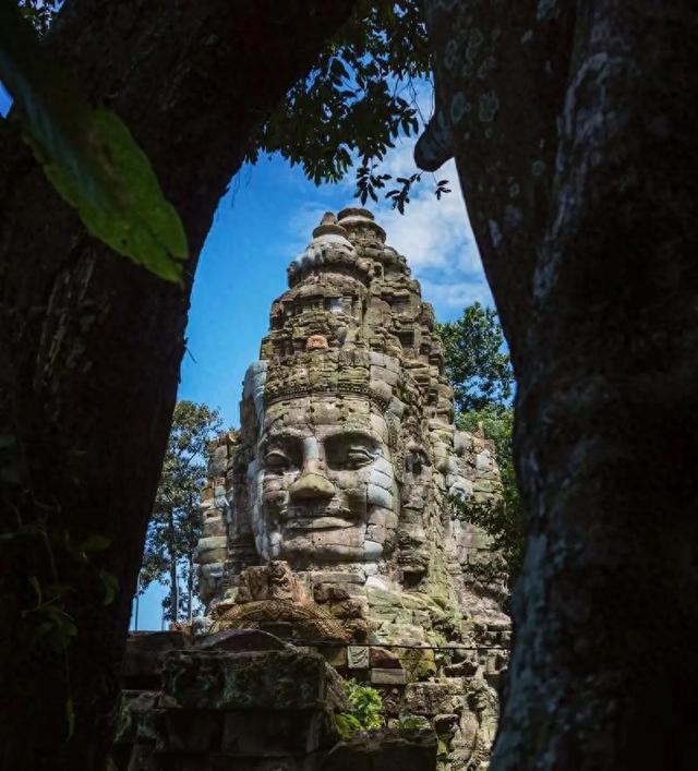 柬埔寨为什么这么乱？东南亚成白人的寻欢天堂，美国是罪魁祸首