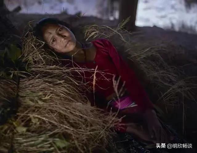 尼泊尔的月经羞辱：在这个国家，女人每个月都要被放逐一次